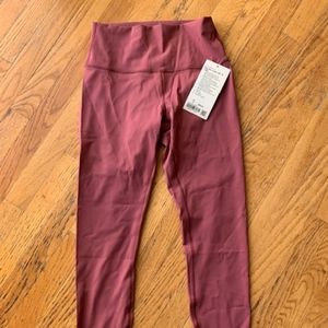 Wunder Under 25" Tight Size 8 Misty Merlot
